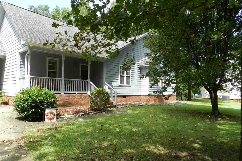 170 Windsor Green Dr, Clayton, NC 27527