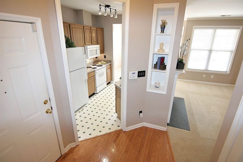 1700-302 Tiffany Bay Ct #302, Raleigh, NC 27609
