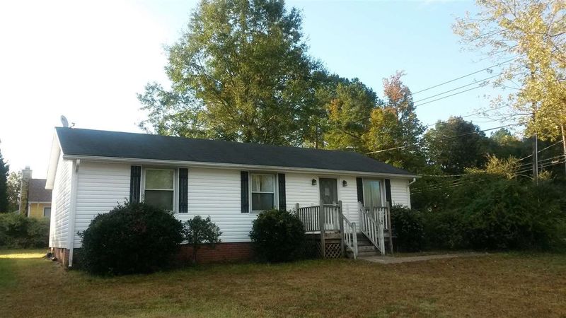 1700 Chenault Dr, Durham, NC 27707
