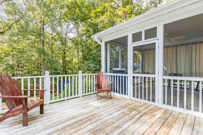 1700 Cordiss Ct, Raleigh, NC 27603