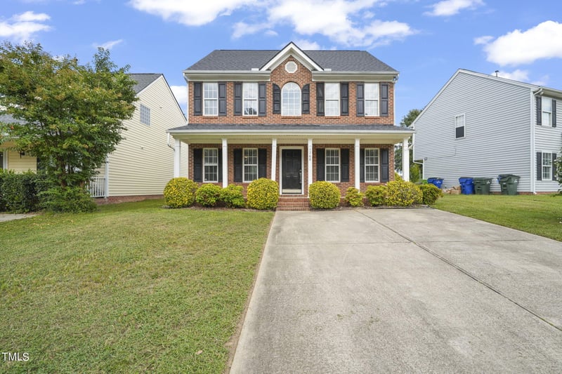 1700 Crag Burn Ln, Raleigh, NC 27604