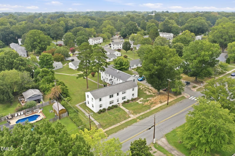 1700 W Front St, Burlington, NC 27215