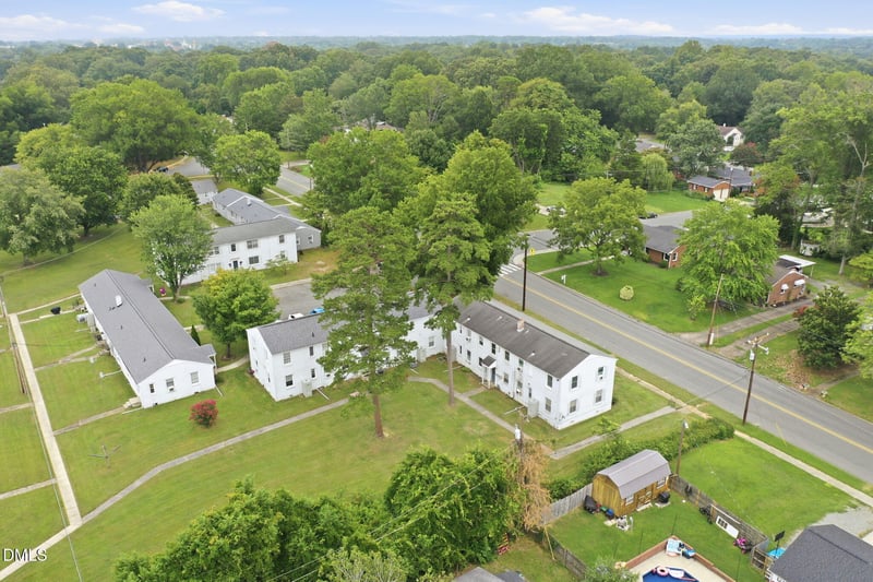 1700 W Front St, Burlington, NC 27215