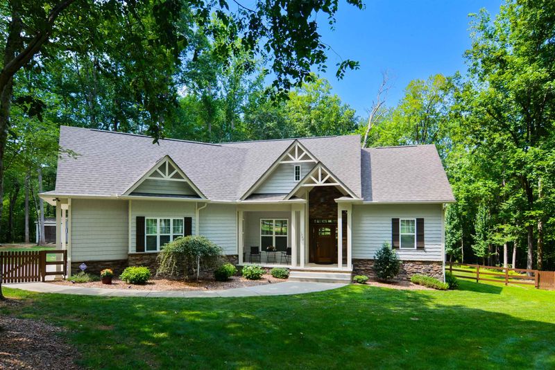 1700 Gallup Rd, Chapel Hill, NC 27517