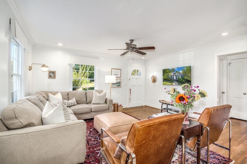 1700 Midwood Dr, Raleigh, NC 27604