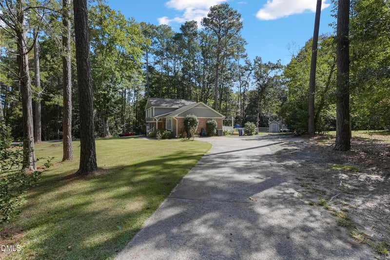 1700 Phillips Dr, Sanford, NC 27330
