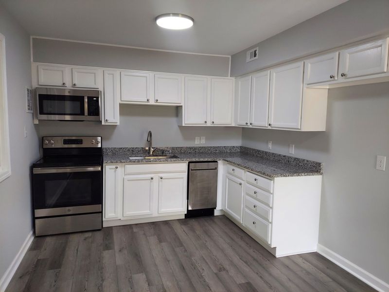 1700 Southgate Dr, Raleigh, NC 27610