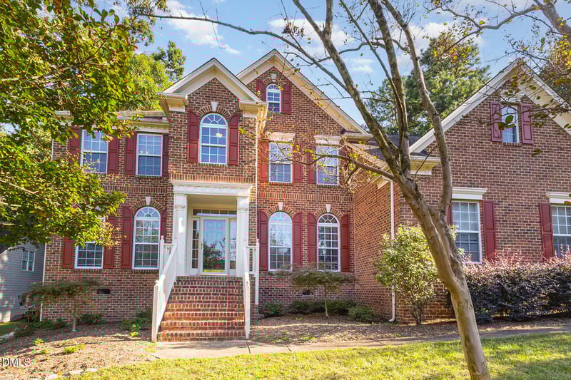 1700 Southwell Ct, Raleigh, NC 27614