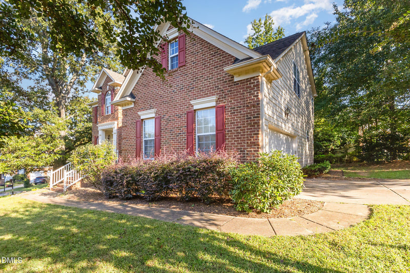 1700 Southwell Ct, Raleigh, NC 27614