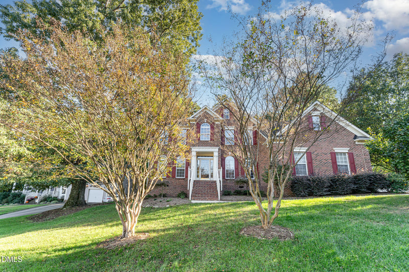1700 Southwell Ct, Raleigh, NC 27614