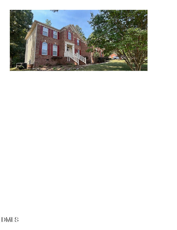 1700 Southwell Ct, Raleigh, NC 27614