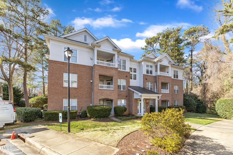 1700 Tiffany Bay Ct, Raleigh, NC 27609