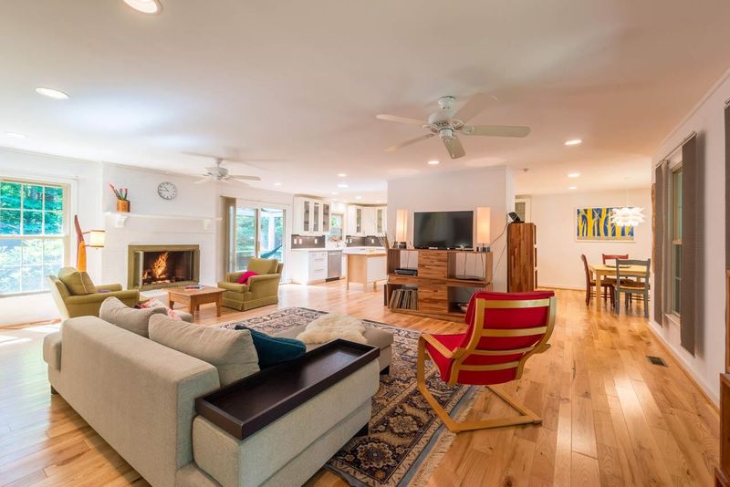 1700 Tropical Dr, Raleigh, NC 27607