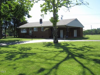 1700 Warrenton Rd, Henderson, NC 27537