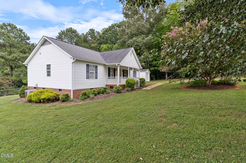1701 Daniels Farm Rd, Mebane, NC 27302