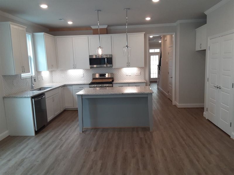 1701 Main Divide Dr #17, Wake Forest, NC 27587