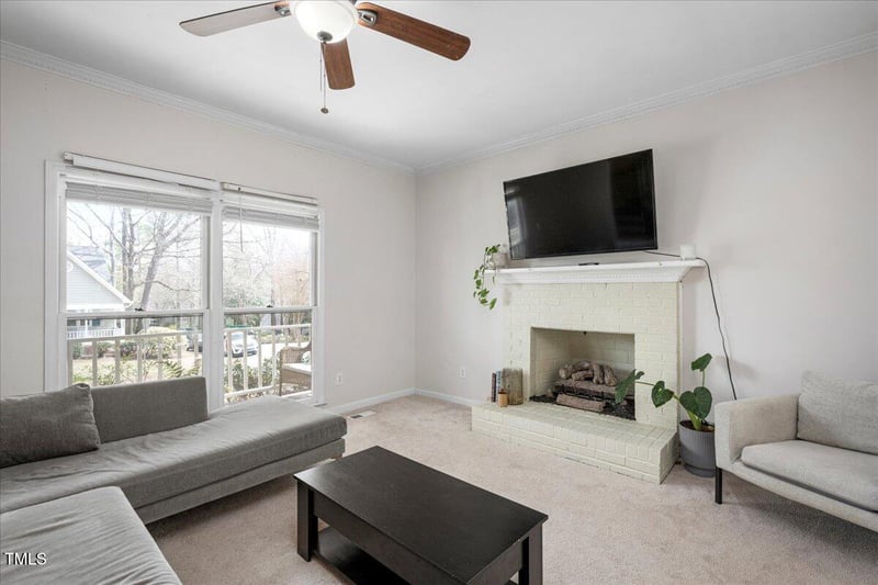 1701 Point O Woods Ct, Raleigh, NC 27604