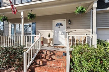 1701 Point Owoods Ct, Raleigh, NC 27604