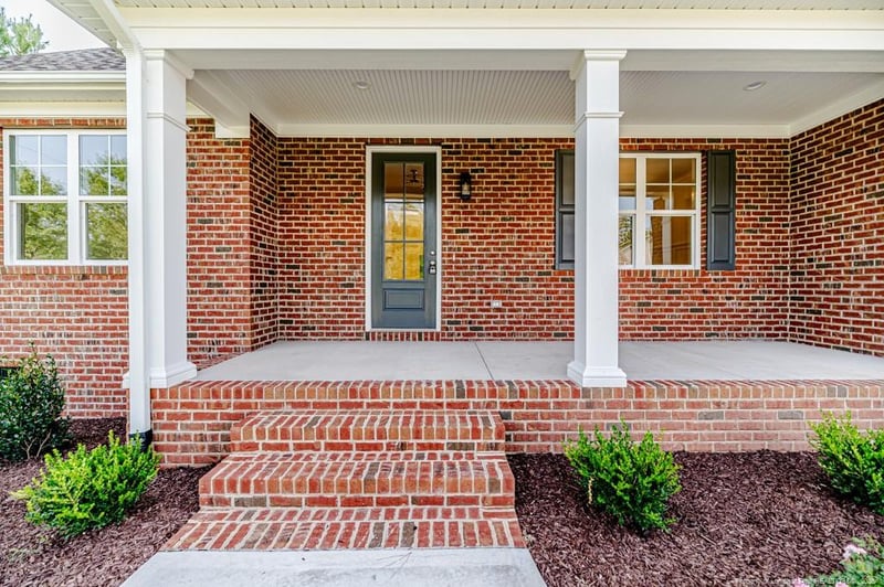 1701 Portico Cir, Sanford, NC 27330