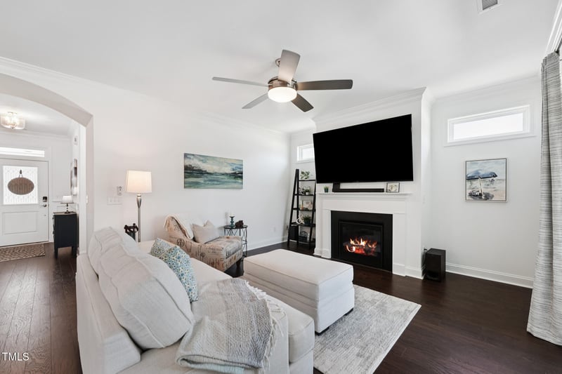 1701 Red Elm Ln, Fuquay Varina, NC 27526