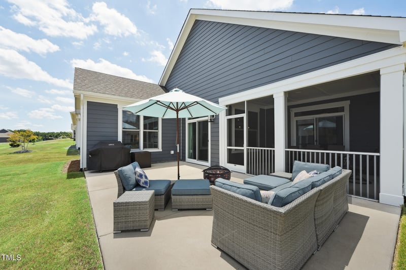 1701 Red Elm Ln, Fuquay Varina, NC 27526
