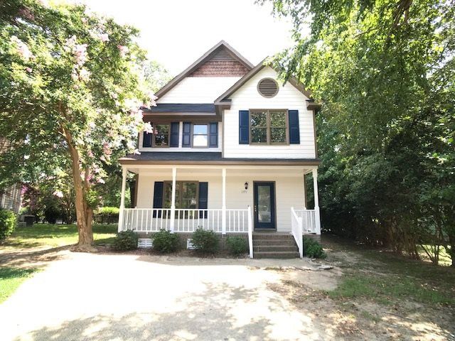 1701 Sagamore Ct, Raleigh, NC 27604