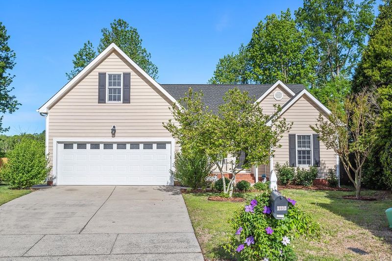1702 Brashear Ct, Apex, NC 27523