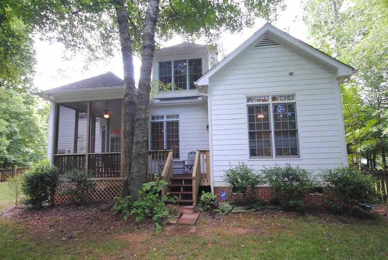 1702 E Bromfield Dr, Hillsborough, NC 27278