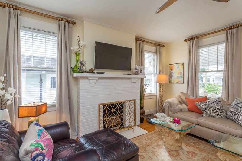 1702 Dare St, Raleigh, NC 27608