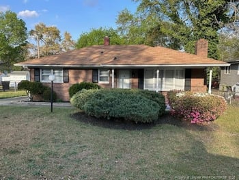 1702 Edgecombe Ave, Fayetteville, NC 28301