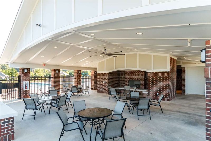 1702 Farm Pond Trl, Durham, NC 27703