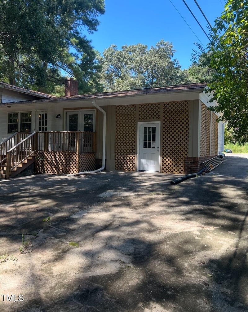 1702 Ferrell Rd, Chapel Hill, NC 27517