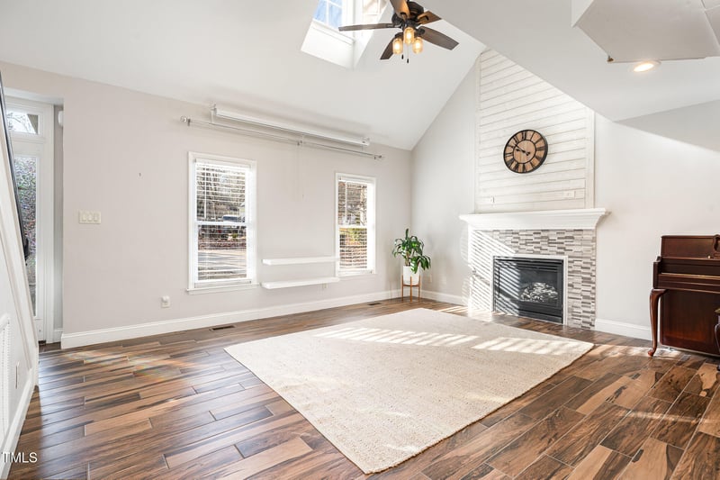 1702 Grand Barton Ct, Apex, NC 27502