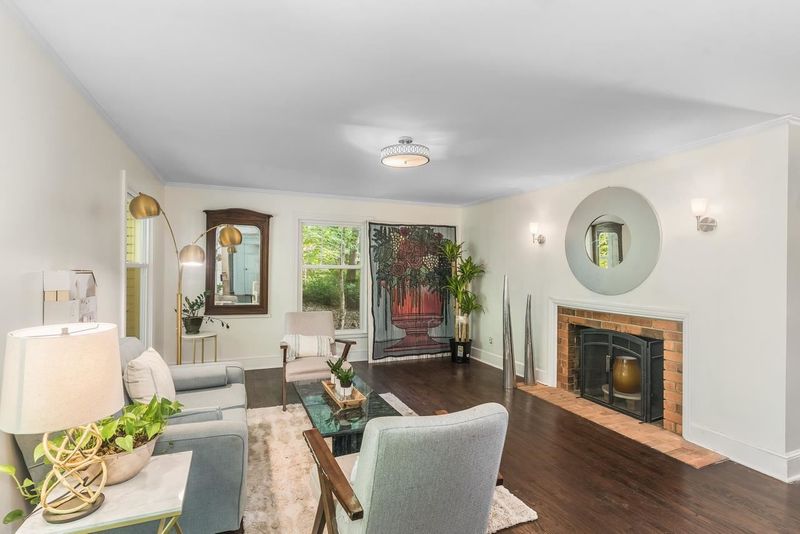 1702 Michaux Rd, Chapel Hill, NC 27514