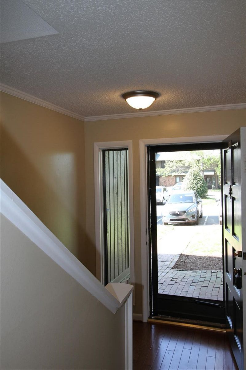 1702 Oak Tree Dr #1702, Chapel Hill, NC 27517