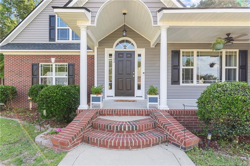 1702 Secretariat Pl, Hope Mills, NC 28348