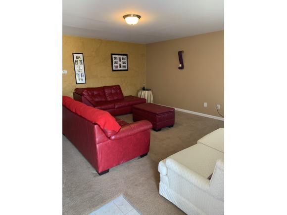 1703 Capstone, Burlington, NC 27217
