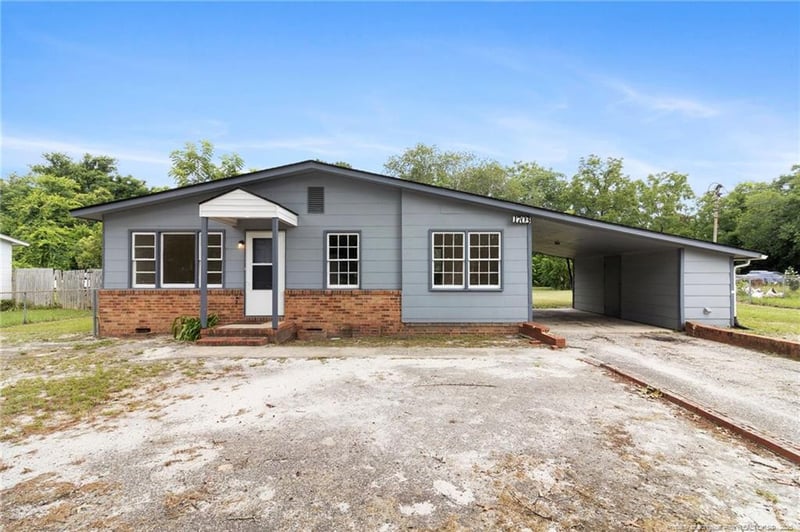 1703 Gardenia Ave, Fayetteville, NC 28311
