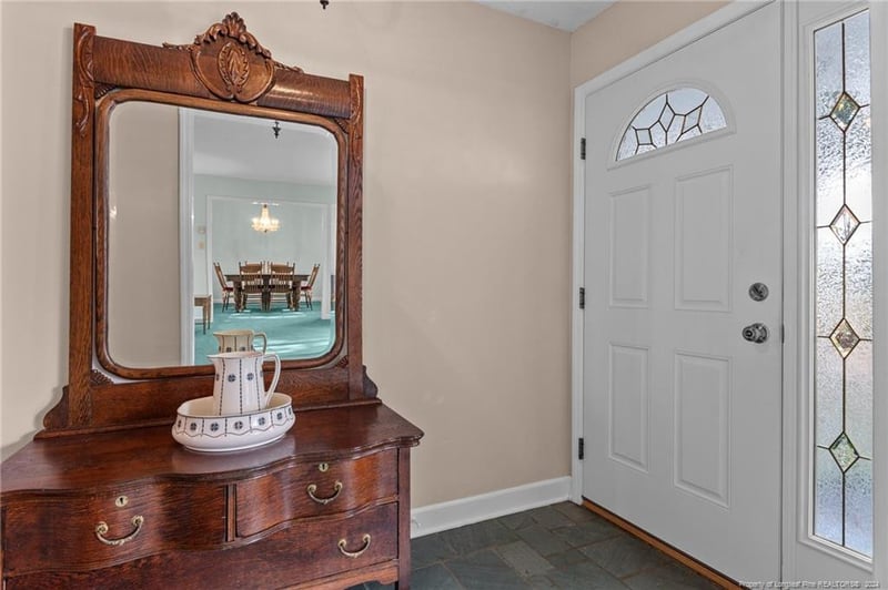 1703 Hatherleigh Pl, Fayetteville, NC 28304