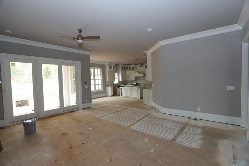 1703 Pineview St, Raleigh, NC 27608