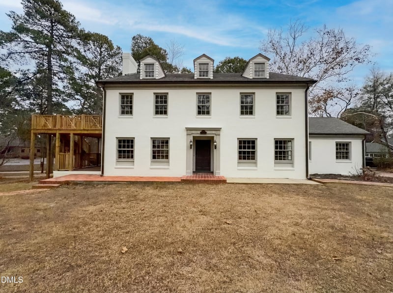 1703 Raeford Rd, Fayetteville, NC 28305