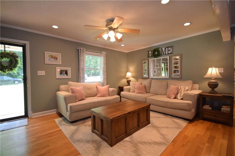 1703 Springhill Dr, Burlington, NC 27217