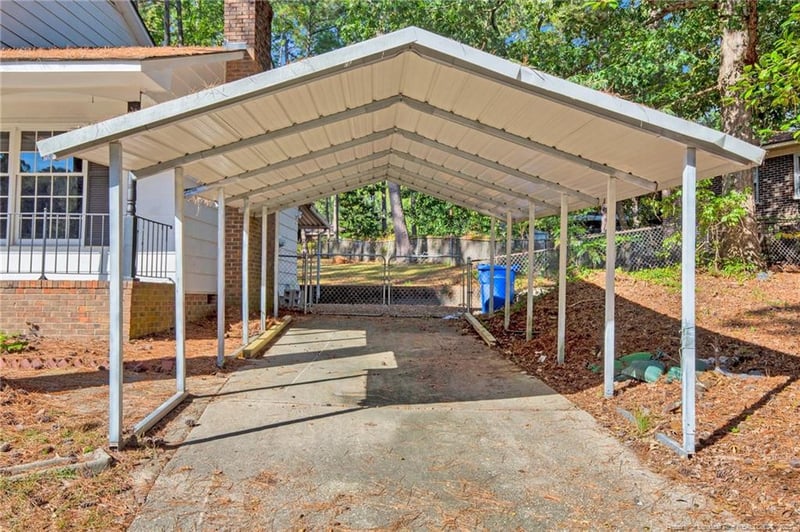 1703 Tryon Dr, Fayetteville, NC 28303