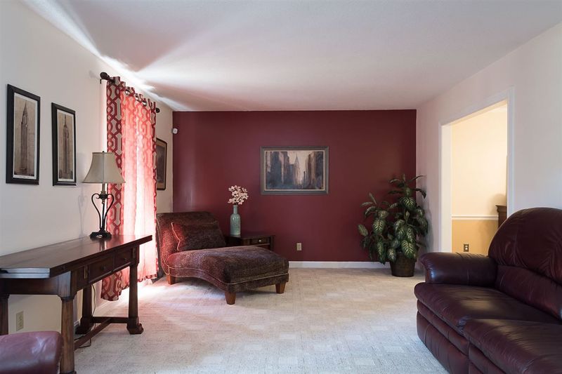 1704 Bellemeade St, Raleigh, NC 27607