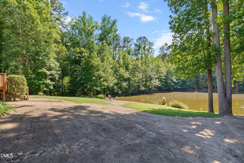 1704 Bowling Rd, Fuquay Varina, NC 27526