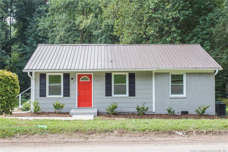 1704 Carr Creek Rd, Sanford, NC 27332