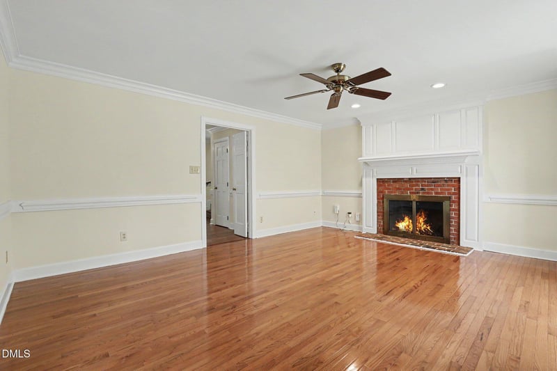 1704 Carrington Dr, Raleigh, NC 27615