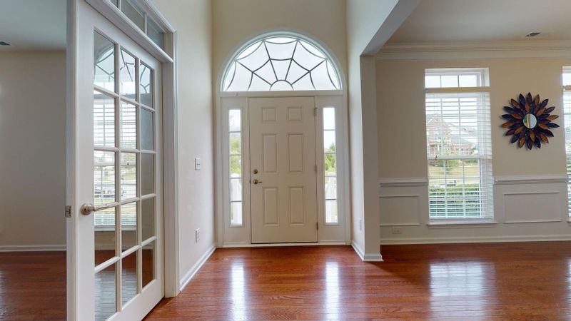 1704 Colleen Cir, Cary, NC 27519