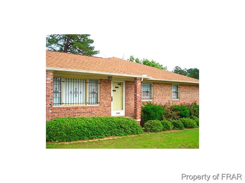 1704 Eldridge St, Fayetteville, NC 28301
