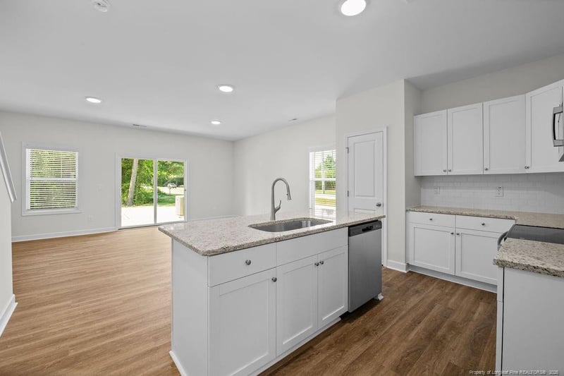 1704 Florshine Way, Fayetteville, NC 28312